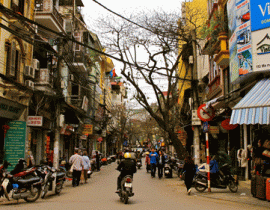 Wander around Hanoi Old Quarter