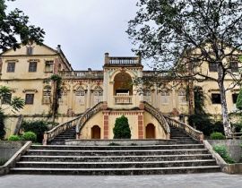 Hoang Yen Chao Castle