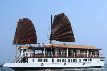 Cruise exterior