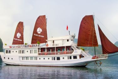 Cruise exterior