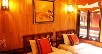 Premium Twin bed Private Balcony