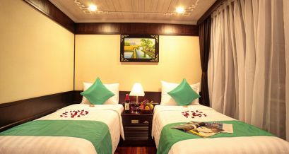 Twin bed Ocean View