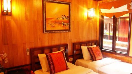 Premium Twin bed Private Balcony