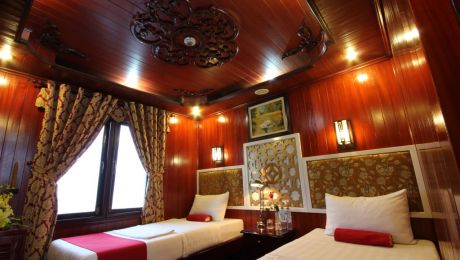 Twin bed balcony
