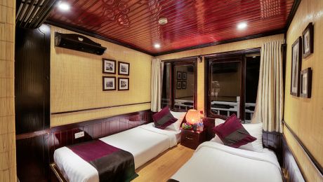 Twin bed Ocean View