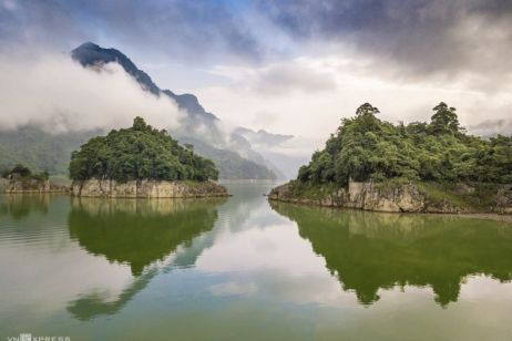 The sensory overload that is Na Hang Lake