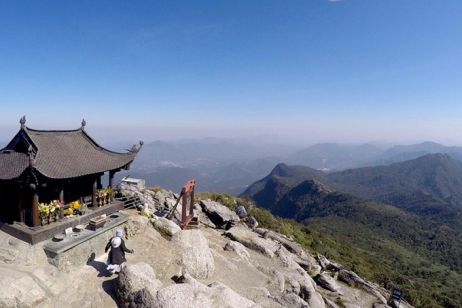Yen Tu mountain, more than just a trek