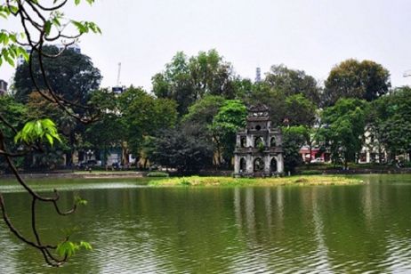 Hoan Kiem Lake & Ngoc Son Temple 