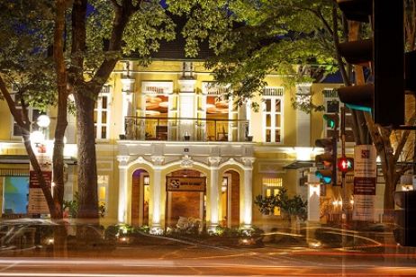 Top 5 Best Local Restaurants in Hanoi