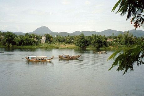 Take a cruise along Huong river