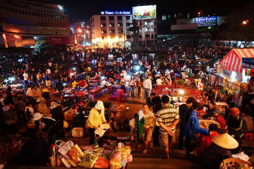 Experience Hanoi Weekend Night Market