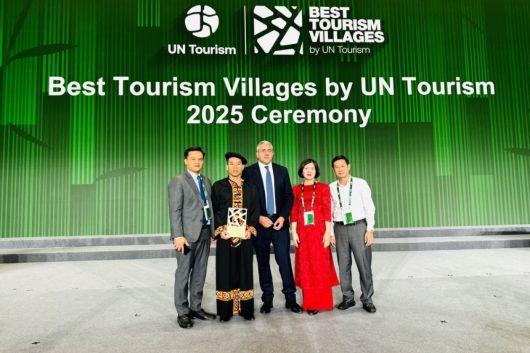 Getting lost in Lo Lo Chai Village, best tourism village in 2025