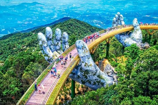 Image of Bana Hills Golden Vietnamese bridge wins architecture photo prize