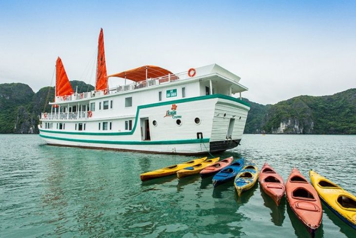 L-Azalée Day Cruise Ha Long Bay