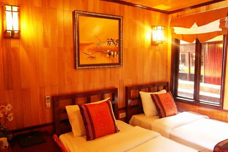 Premium twin bed private Balcony