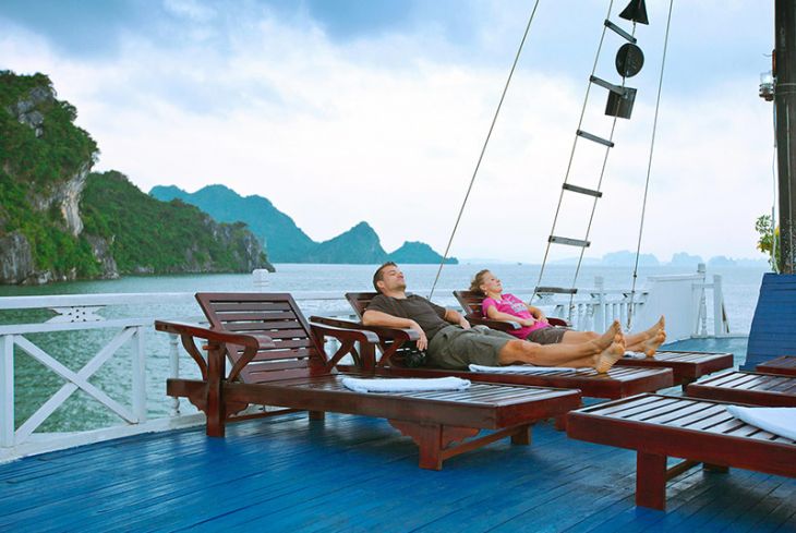 Cruise sundeck