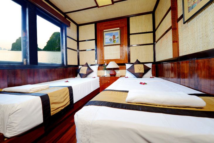 Twin bed cabin