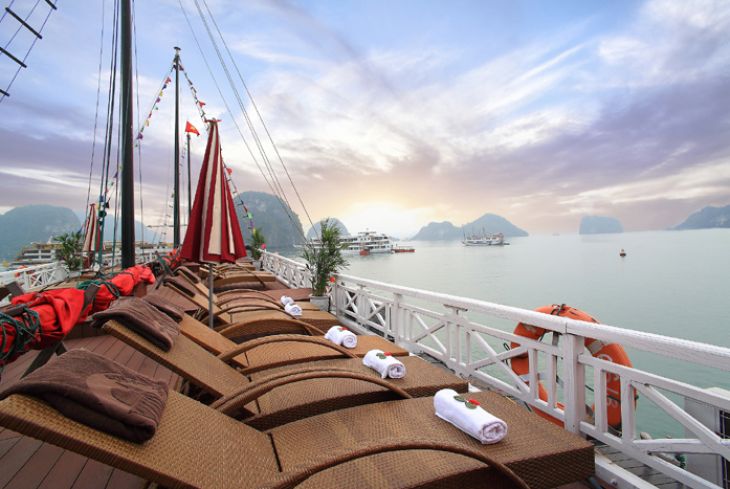 cruise-sundeck