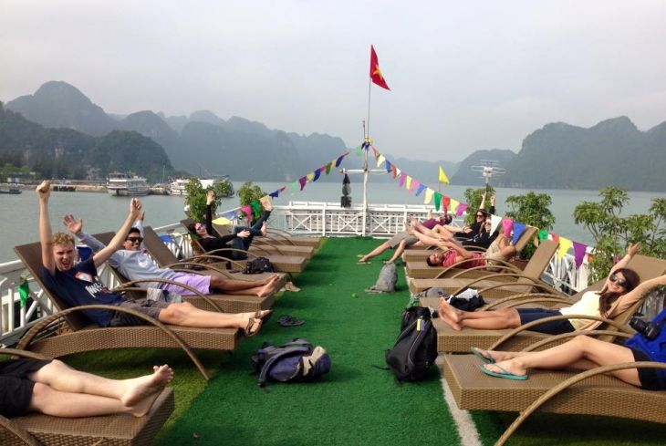 Cruise sundeck