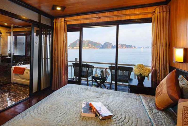 Suite private balcony
