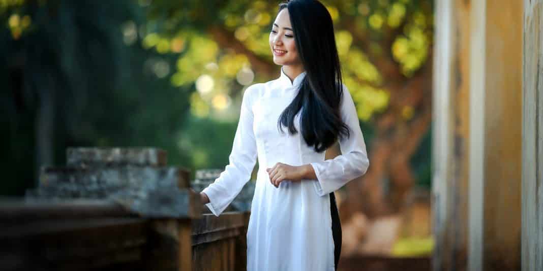 Ao dai Traditional Dress