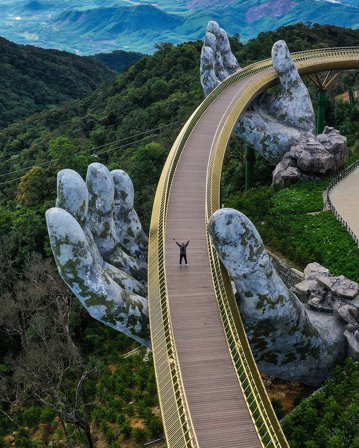 Golden Bridges - Bana Hills, Danang