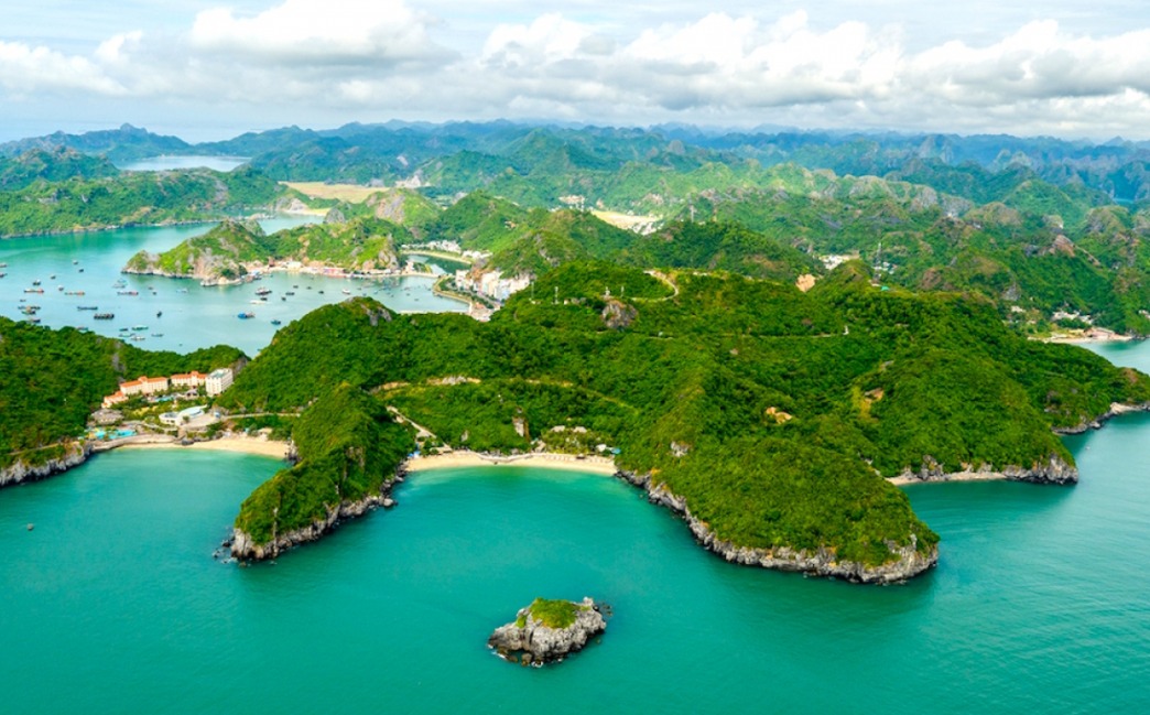 Cat Ba ranks first among Google’s 2020 top searches for tourist destinations in Vietnam pic 1