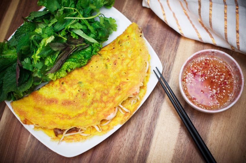 10 Vietnamese foods you need to try - Banh xeo