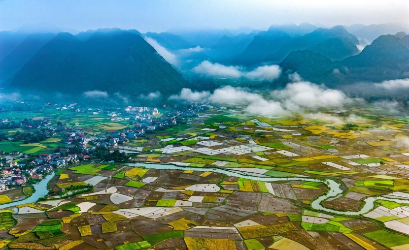 Bac Son valley attractive to tourists in rice harvest season 1