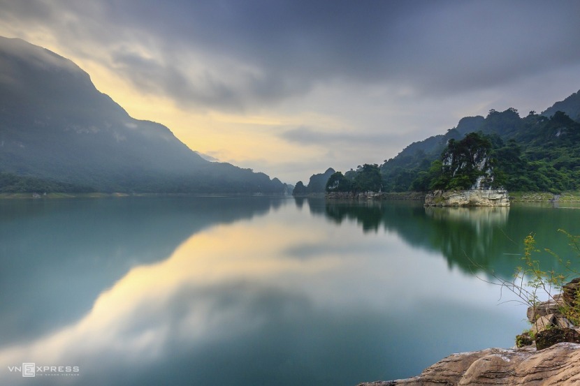 The sensory overload that is Na Hang Lake 4