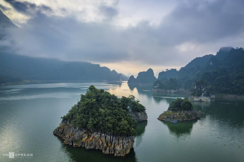 The sensory overload that is Na Hang Lake 5