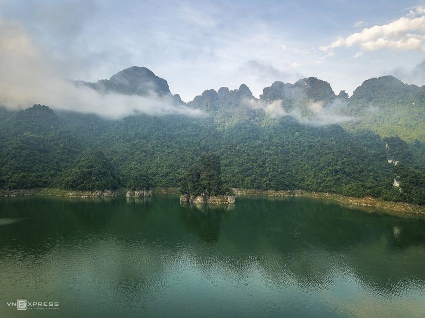 The sensory overload that is Na Hang Lake 8